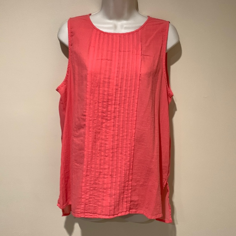 Gap sheer back top